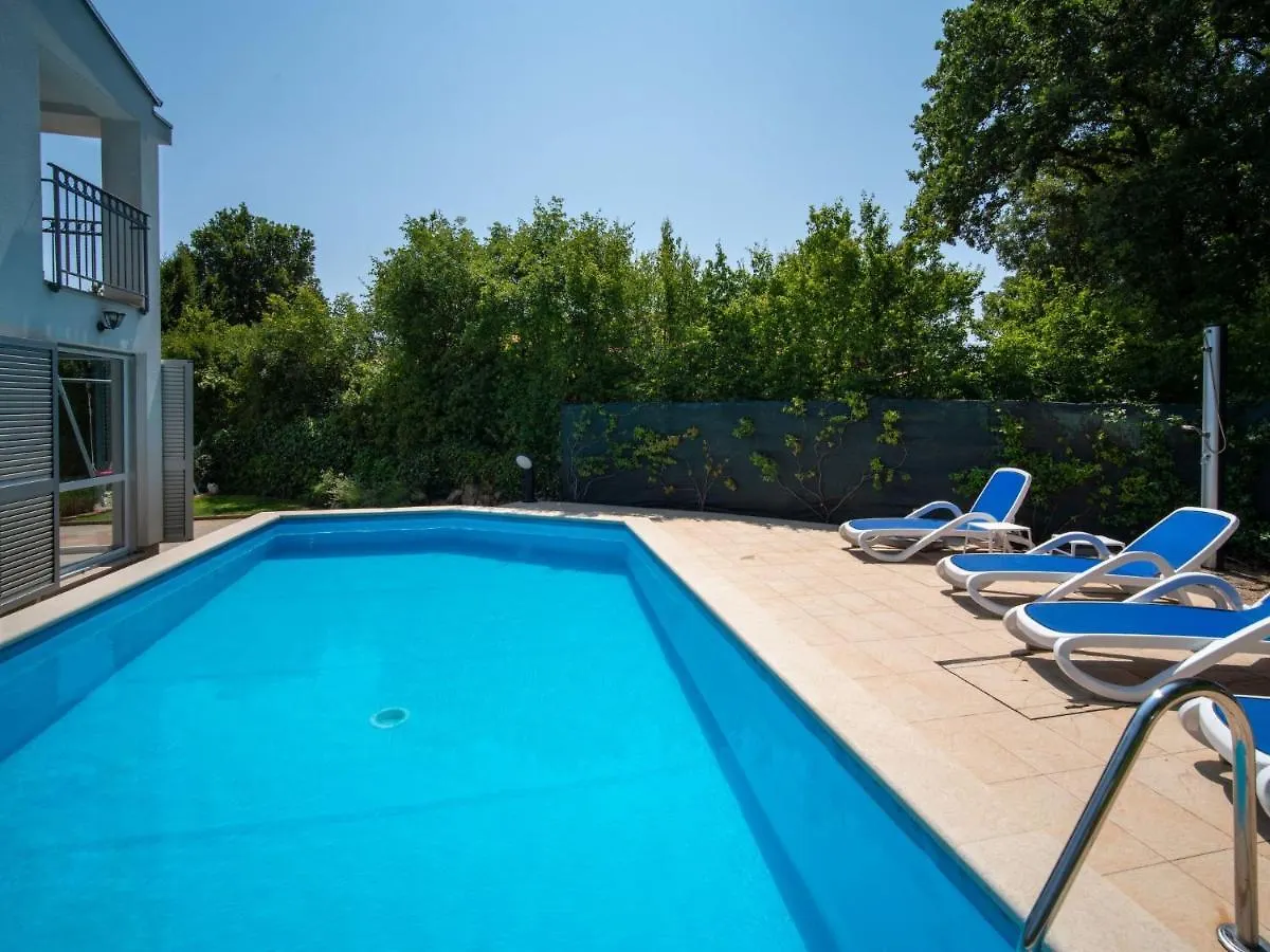 Holiday Home Graziani By Interhome Kornić