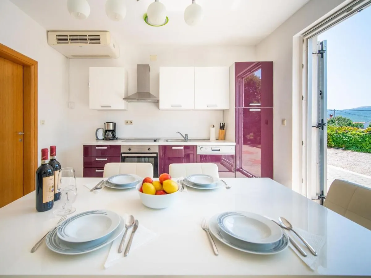 Holiday Home Graziani By Interhome Kornić